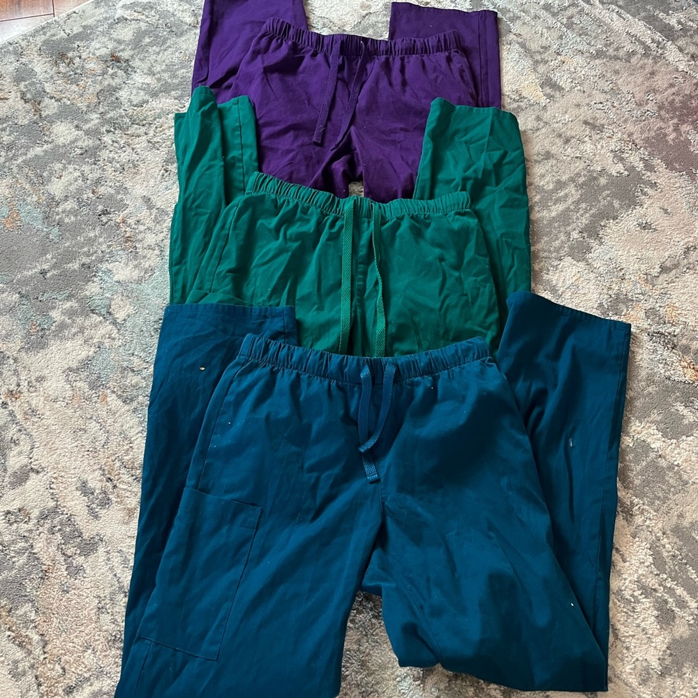 3 small strictly scrubs pants